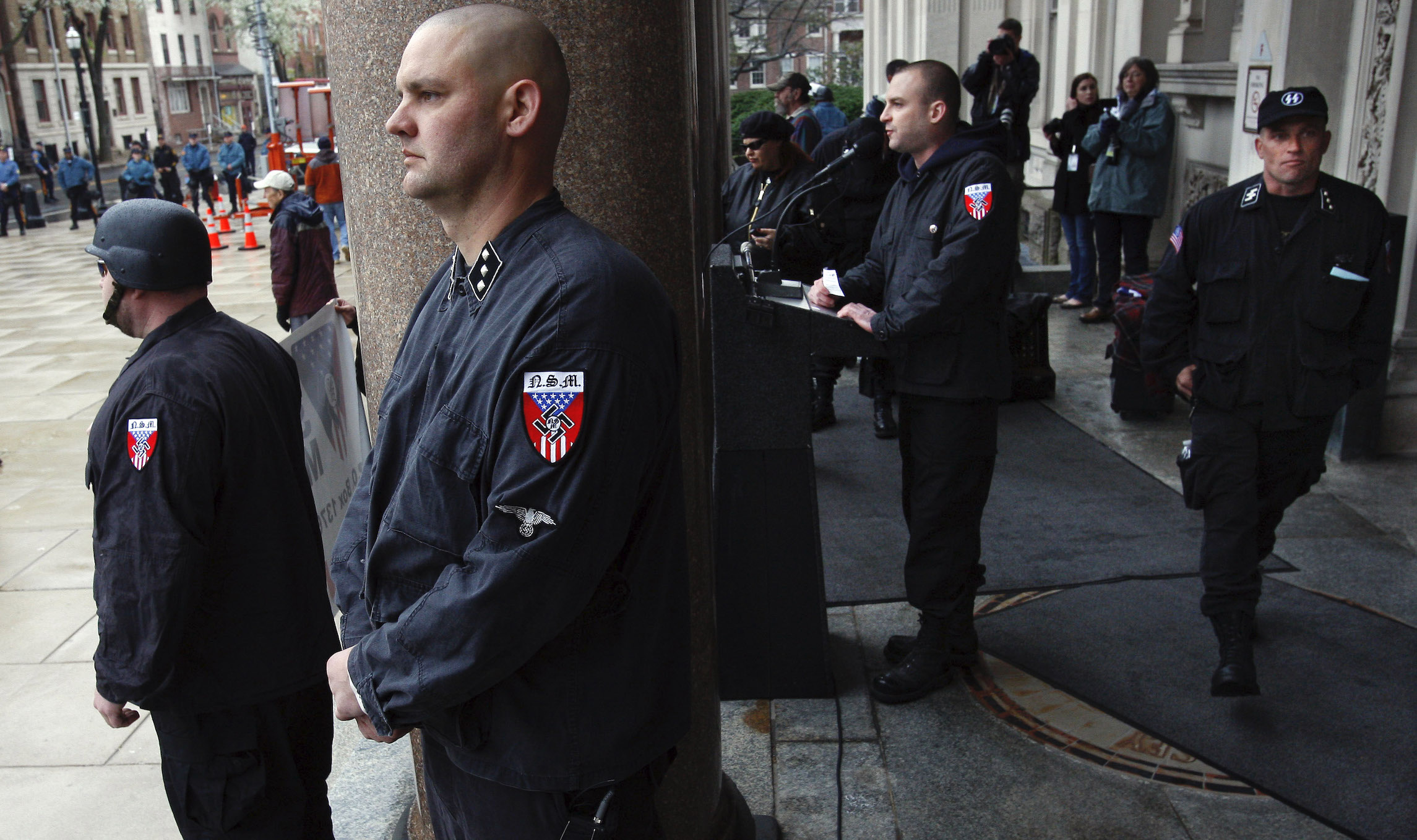 Former neo-Nazi leader joins al Qaeda recruiter to fight extremism