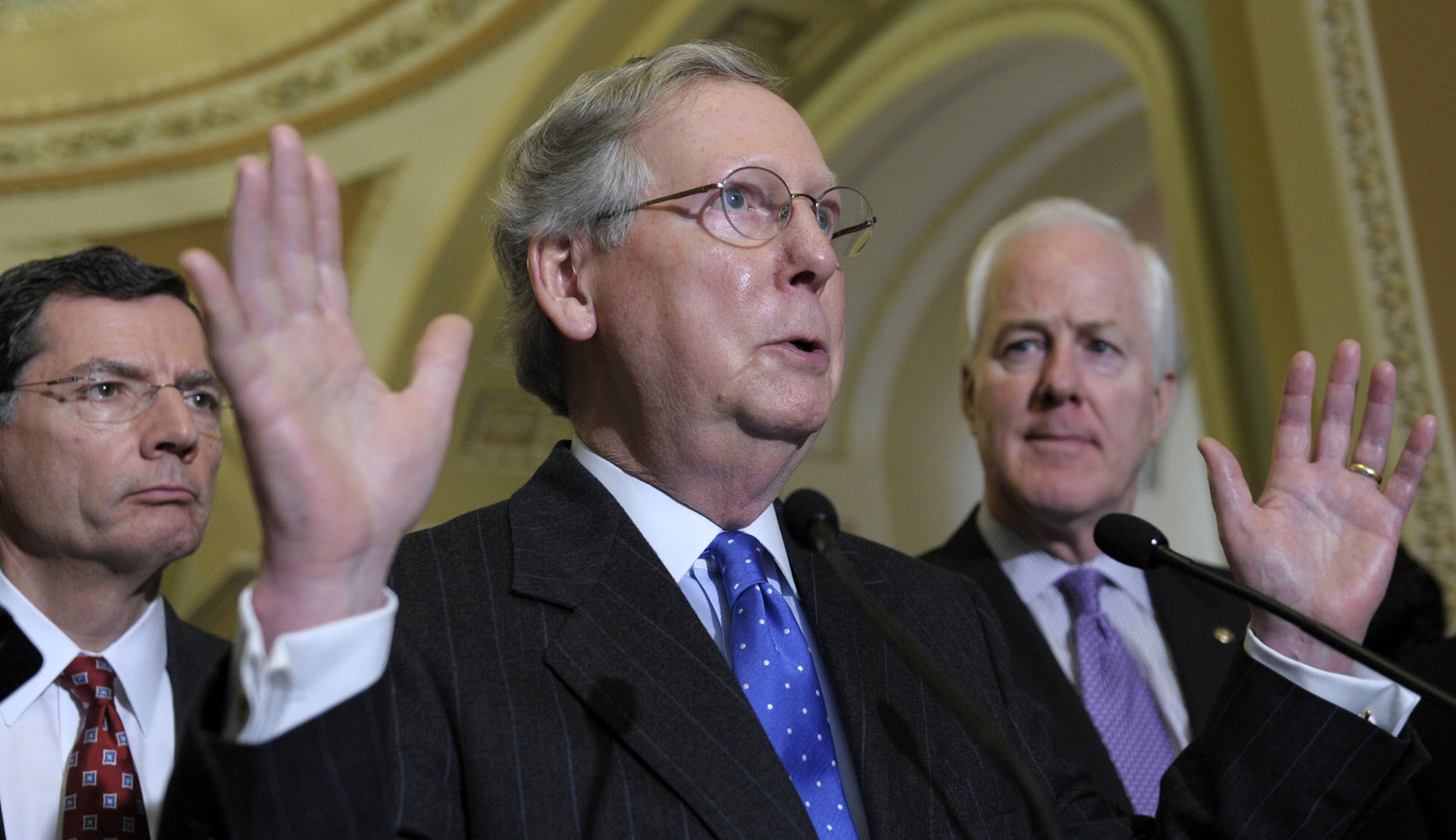 Senate Republicans shrug off primary troubles