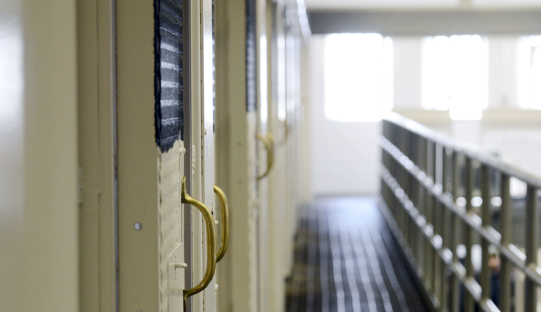 20% federal inmates are immigrants, mostly Mexican