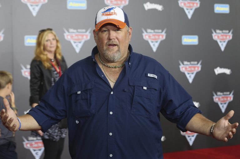 Larry the Cable Guy rips ‘clueless’ Hollywood for viral coronavirus videos