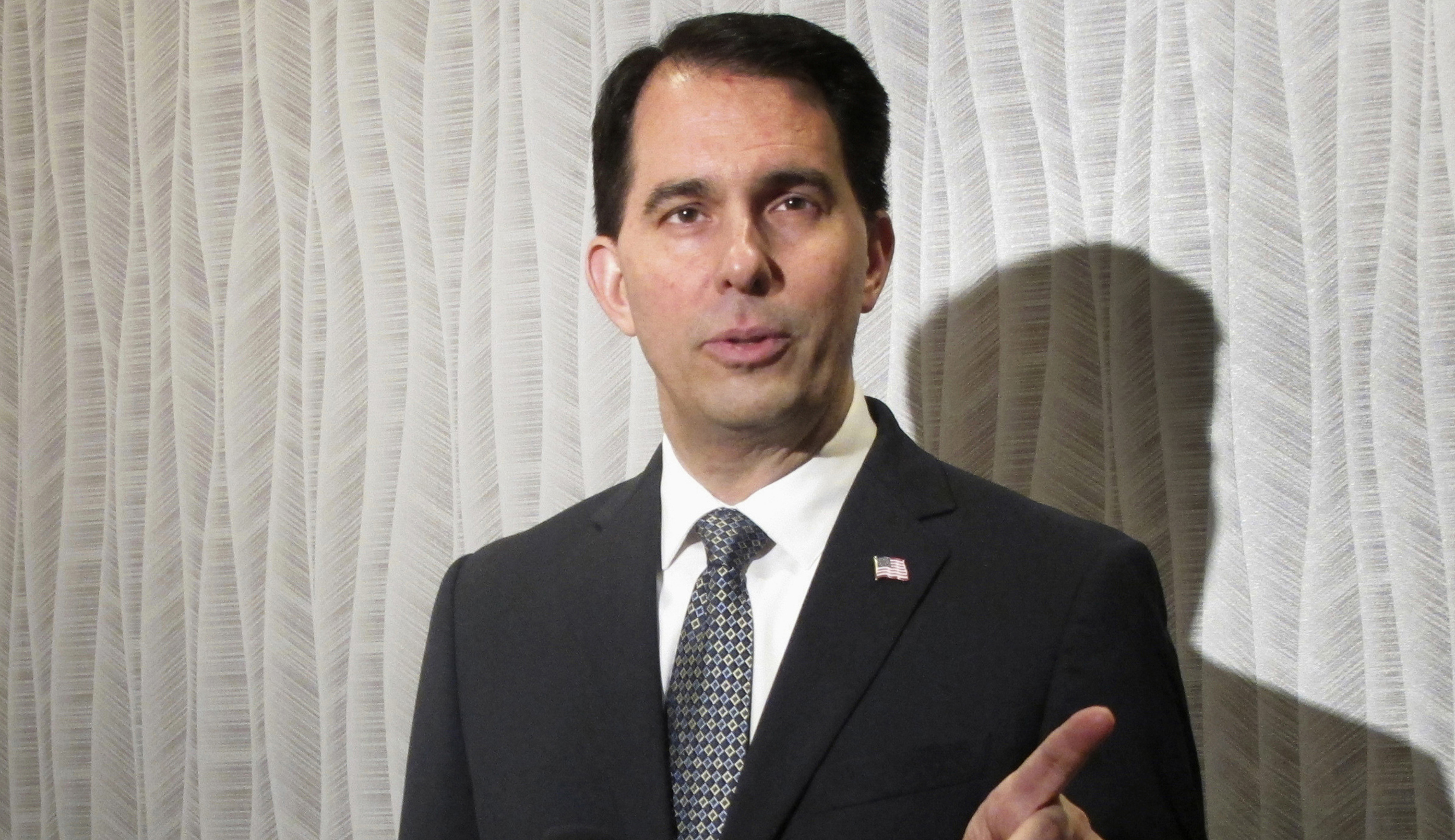 Another poll shows Scott Walker trailing in bid for third term