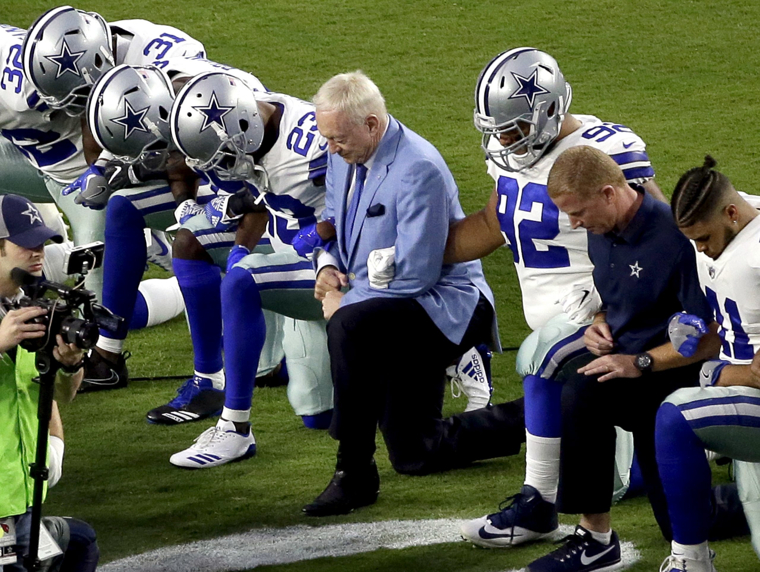 Deflated: NFL popularity at new low, just 3 in 10 are ‘favorable’