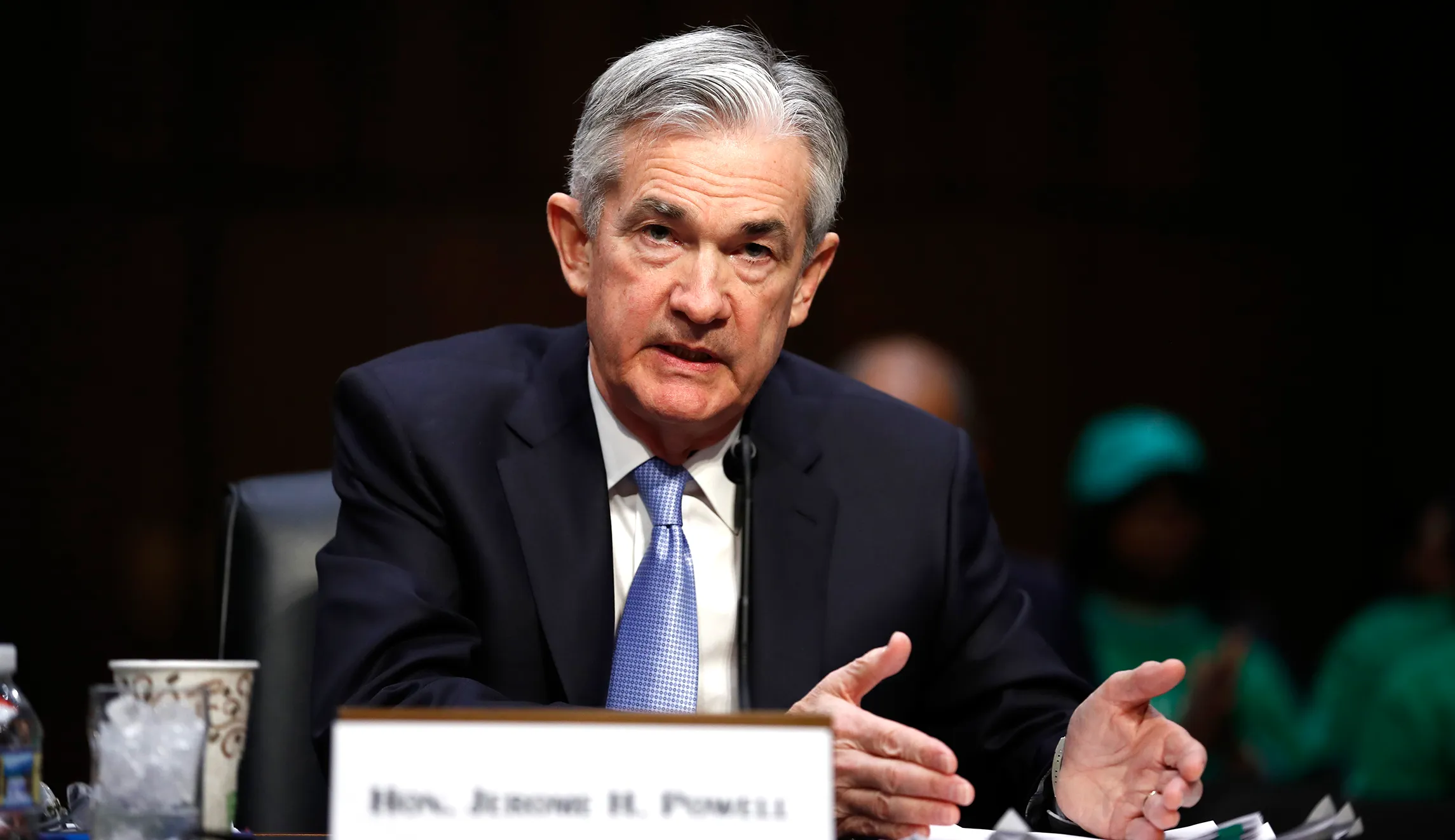 Fed's Powell sees 'remarkably positive' economic outlook