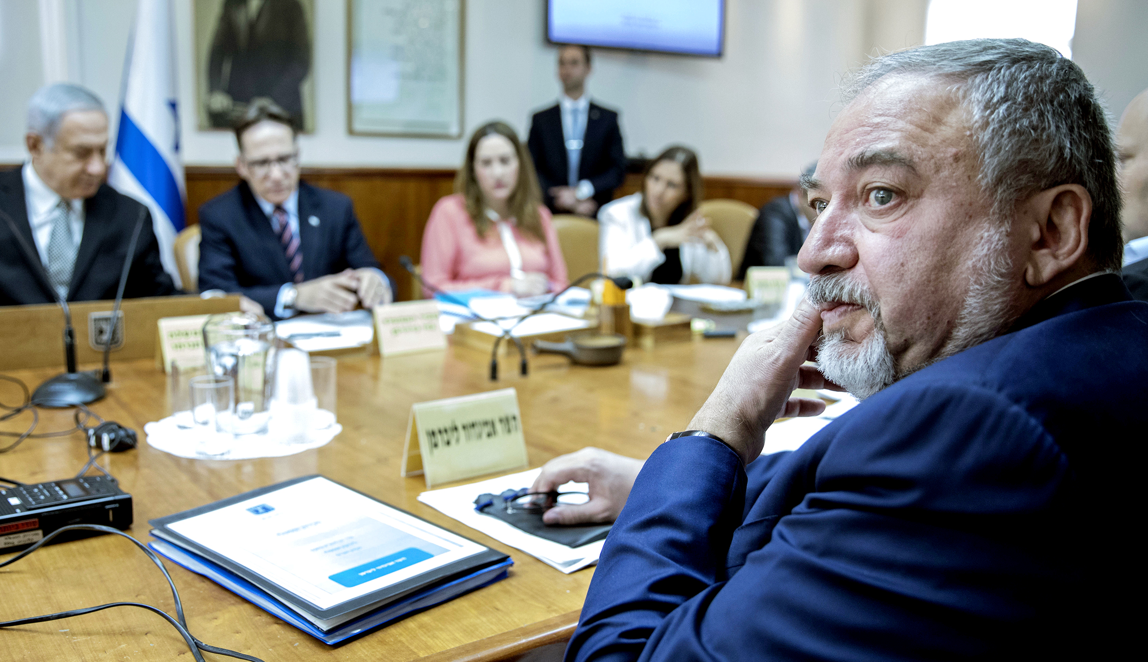 Why Israel’s Defense Minister just resigned and what Benjamin Netanyahu will do next