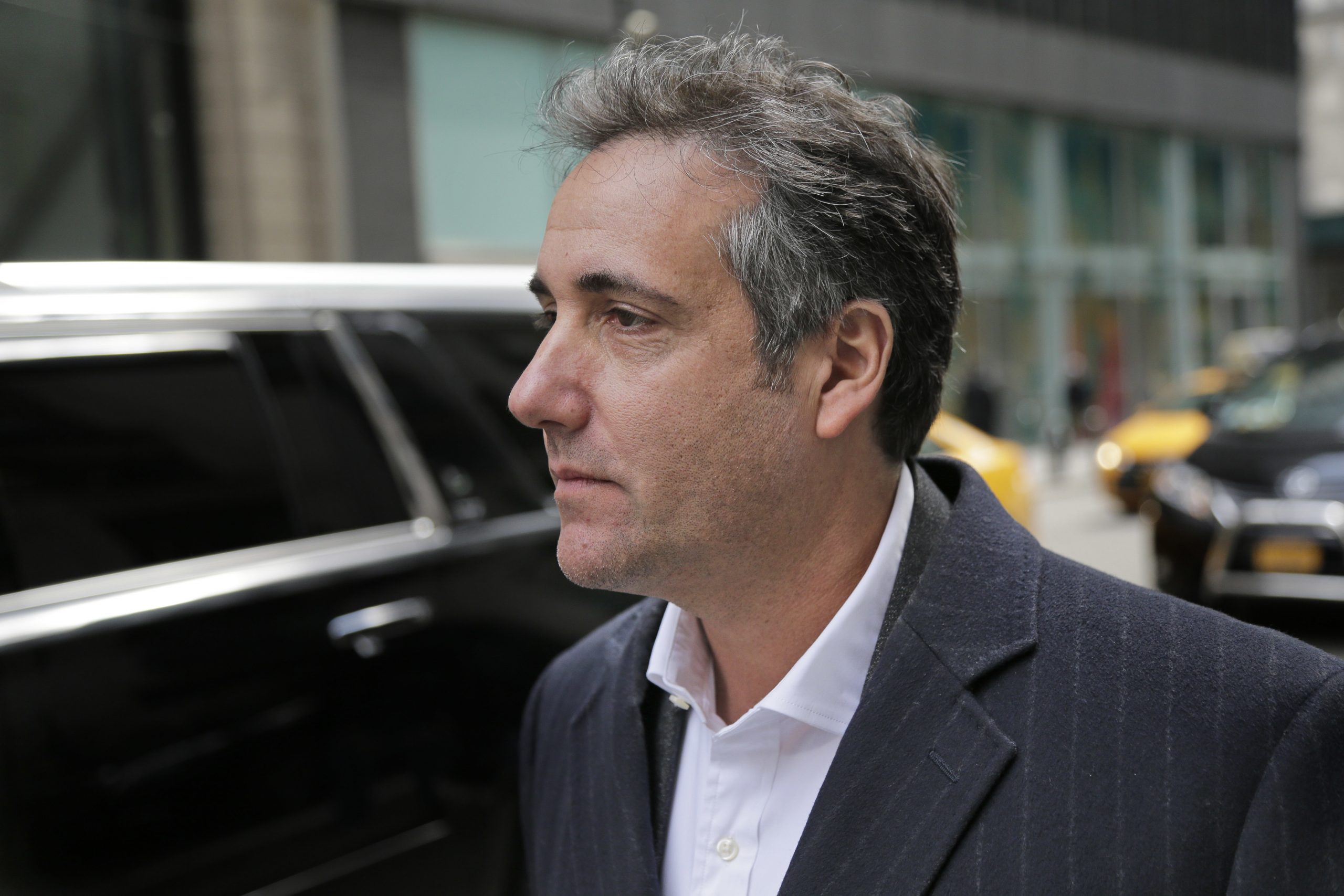 Trump files public financial disclosure forms amid Michael Cohen repayment controversy