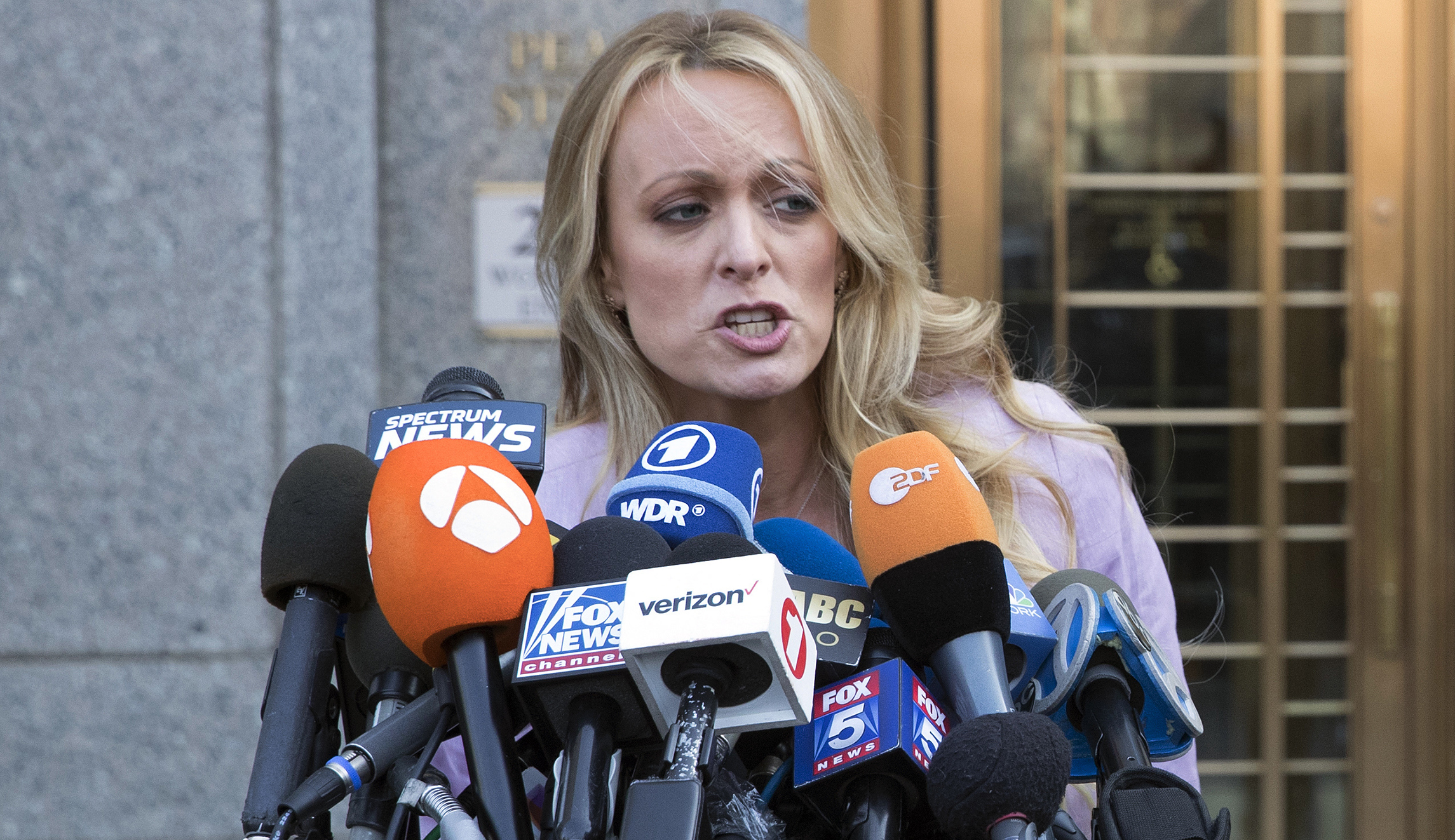 Stormy Daniels says Hillary Clinton called Trump while they were watching ‘Shark Week’: Report