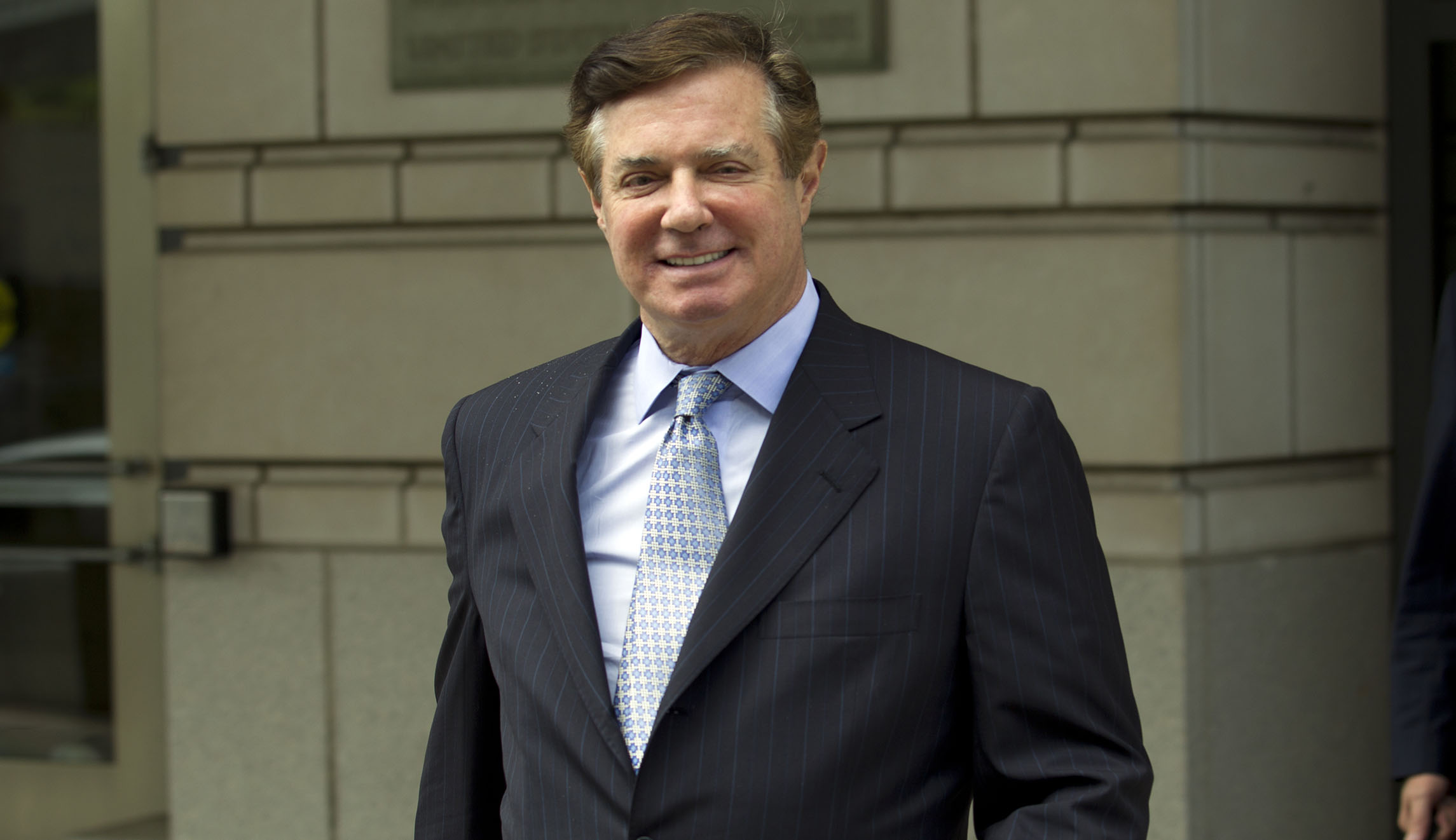 Robert Mueller: Paul Manafort made more than $60 million in Ukraine