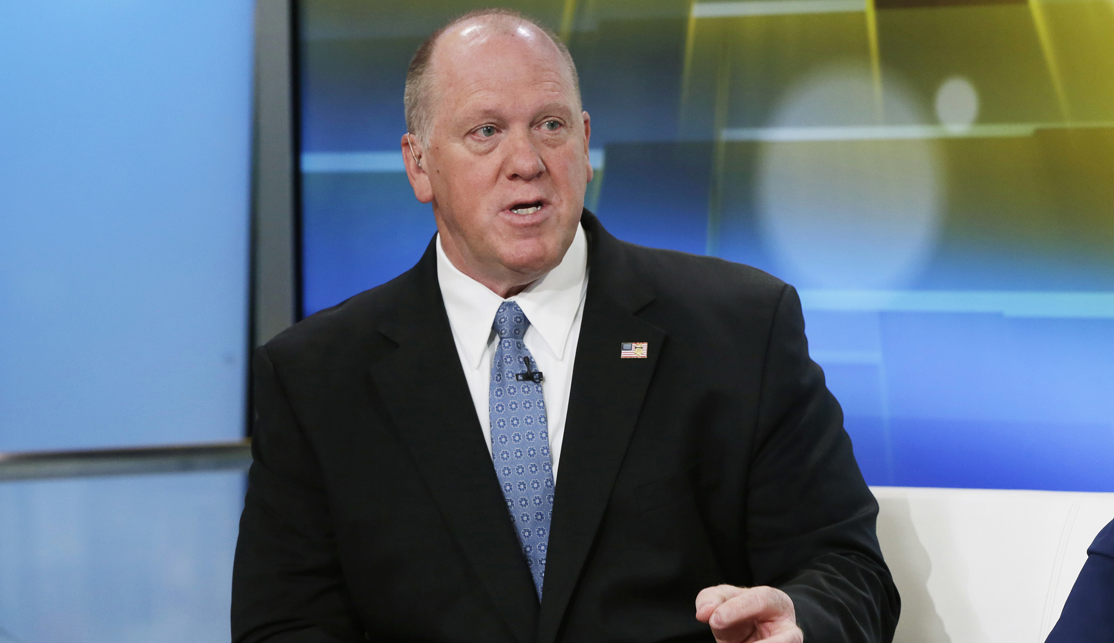 Former ICE chief on denied asylum seekers: ‘Arrest them, detain them, and remove them’