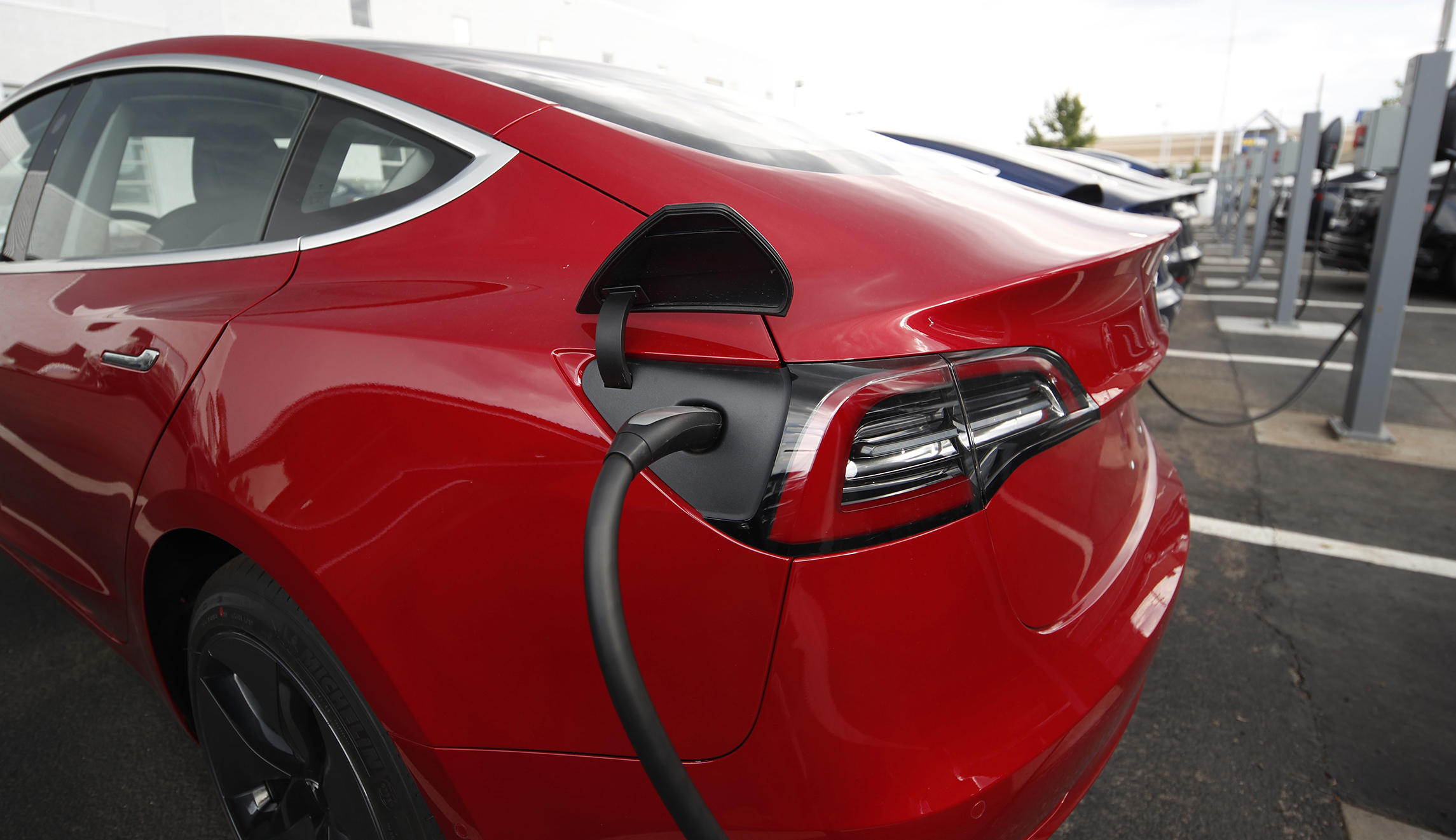 2018 Tesla Model 3,r m