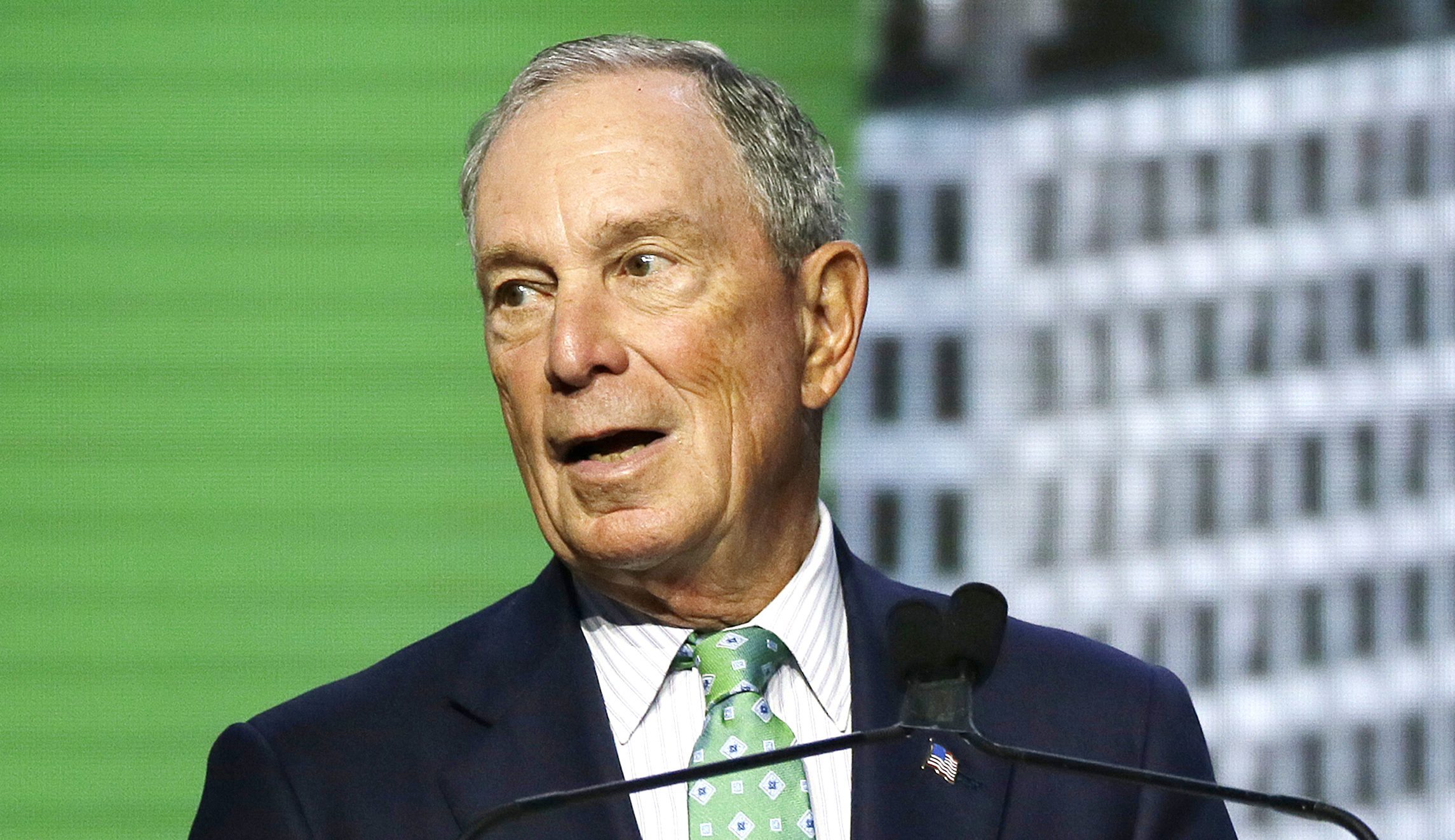 Bloomberg calls for ‘achievable’ ‘Green New Deal’