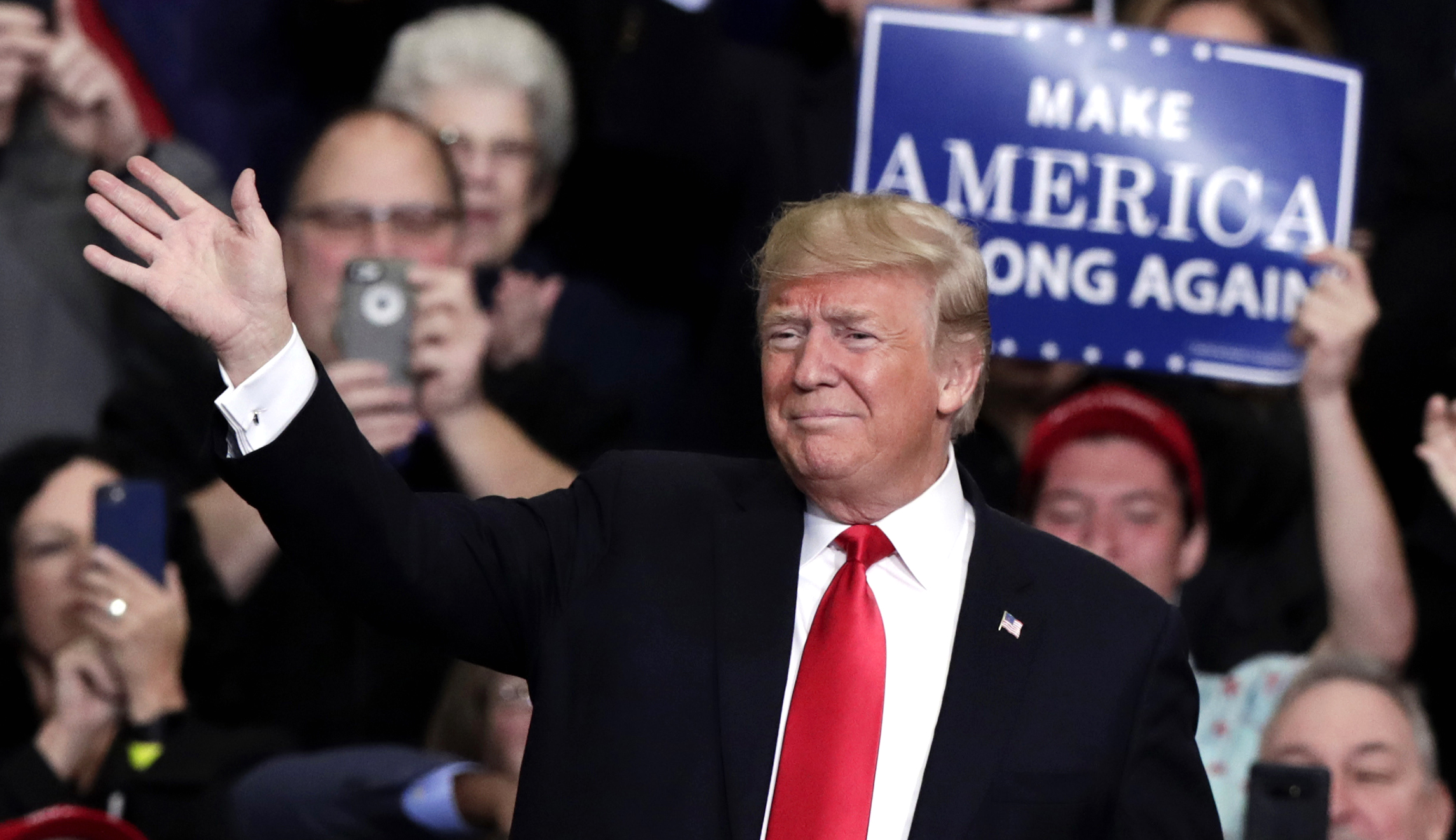 Republicans fear they’ve blown economic message that could have secured victory