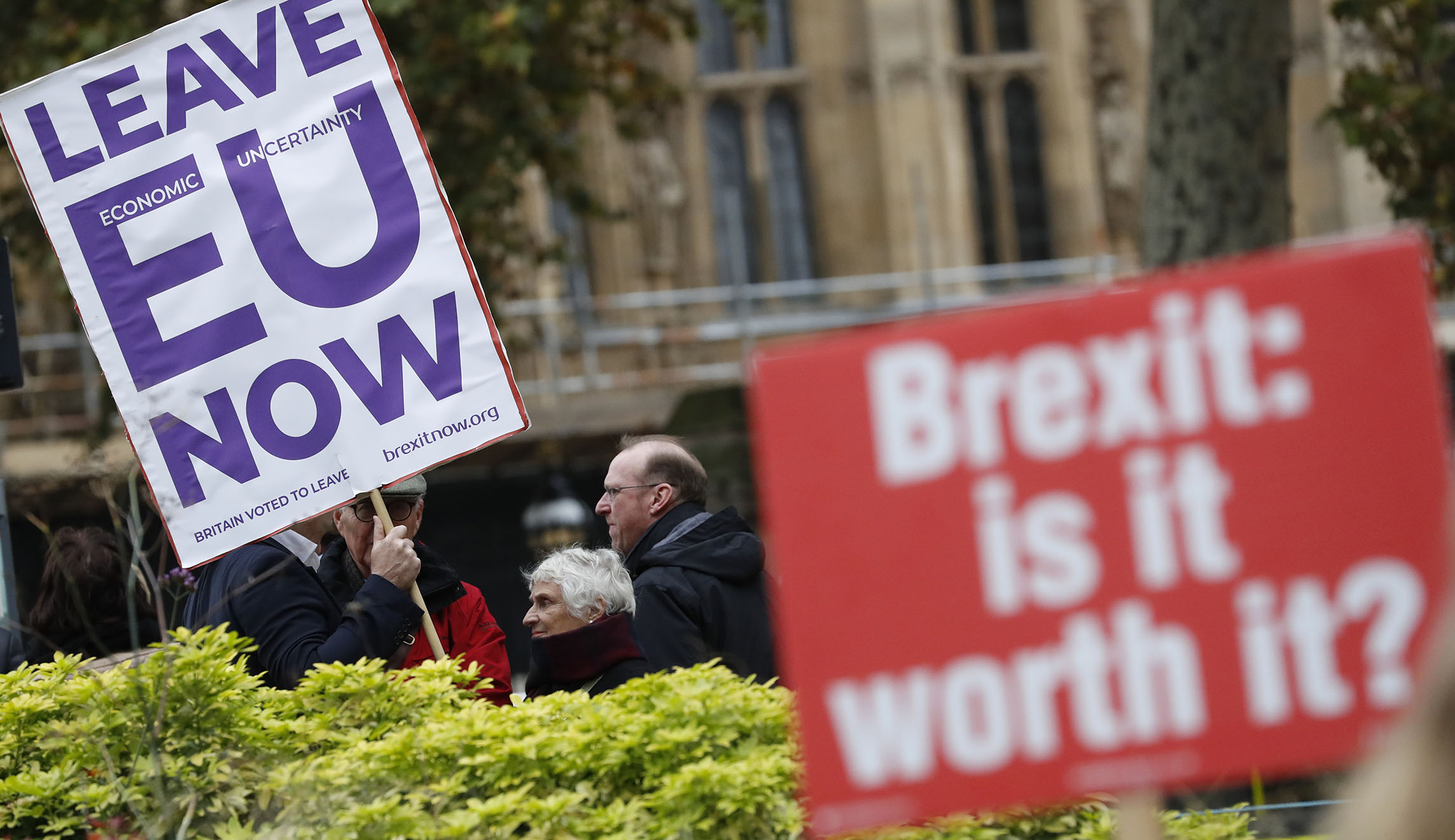 The simplest Brexit compromise: Leave and figure out the details later