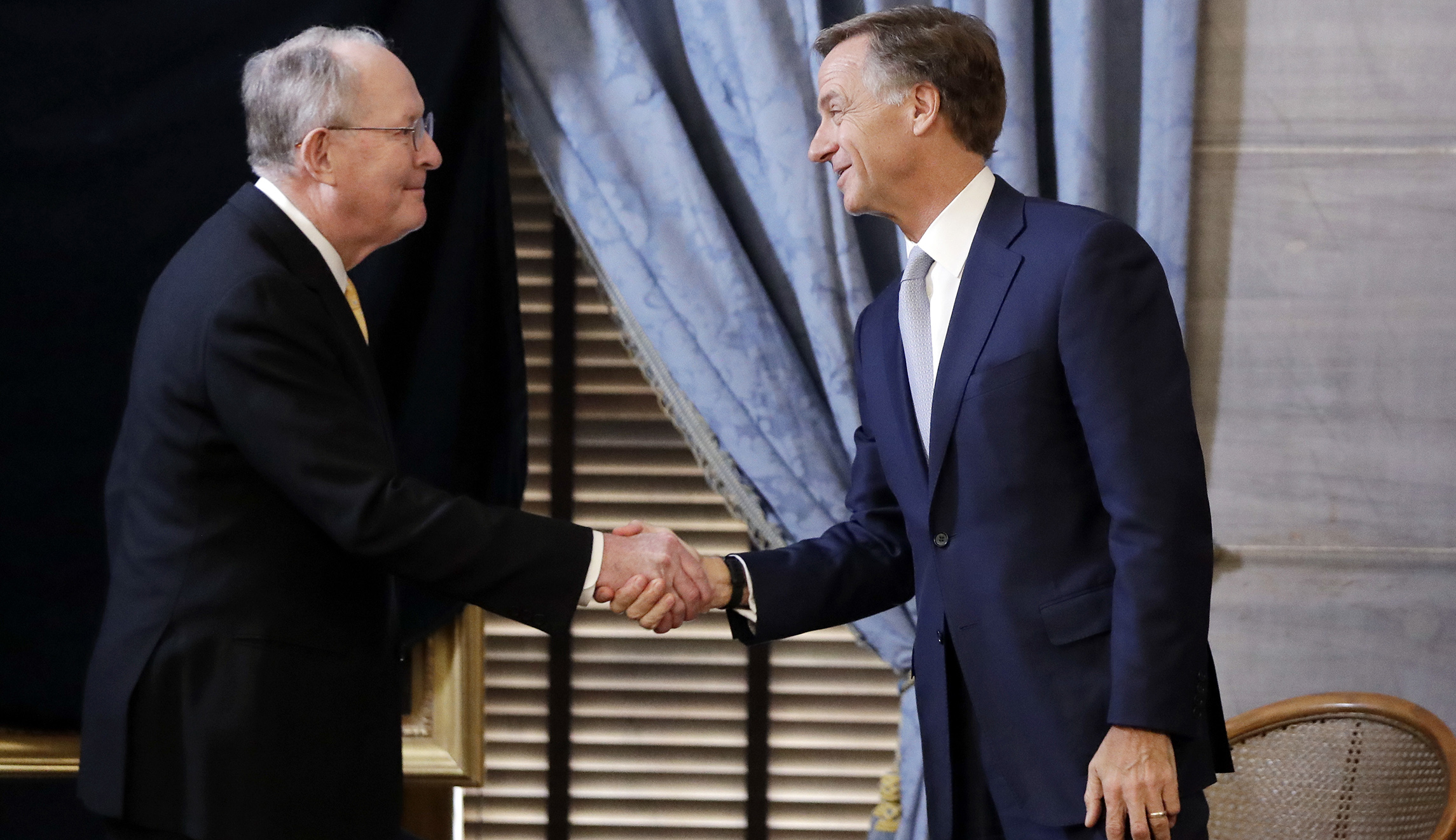 Tennessee Gov. Bill Haslam considering run for Lamar Alexander’s Senate seat