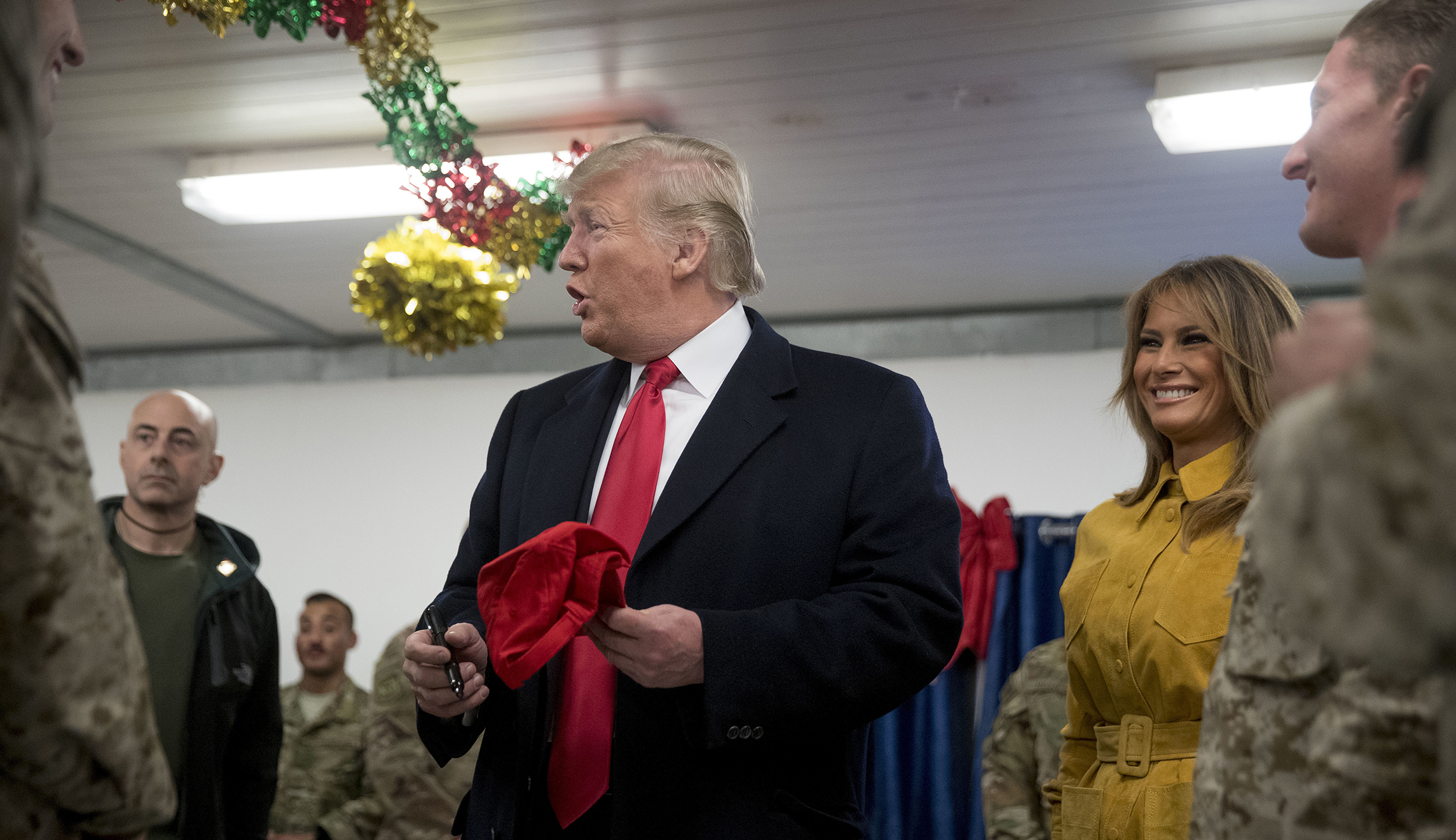 The Washington Post can’t even cover Trump’s Iraq visit without drowning it in asides about his scandals