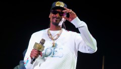 Snoop Dogg: Feds who vote for Trump after shutdown are ‘some stupid motherf–kers’