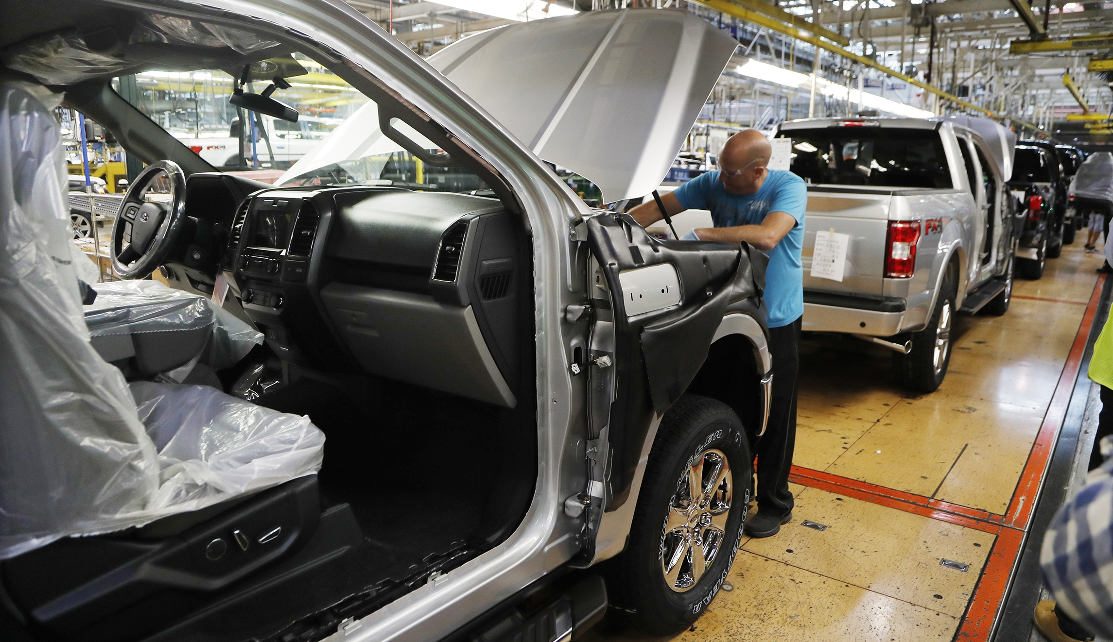 Trump’s Mexico tariffs could ‘cripple’ US auto industry, raise average price of cars by $1,300