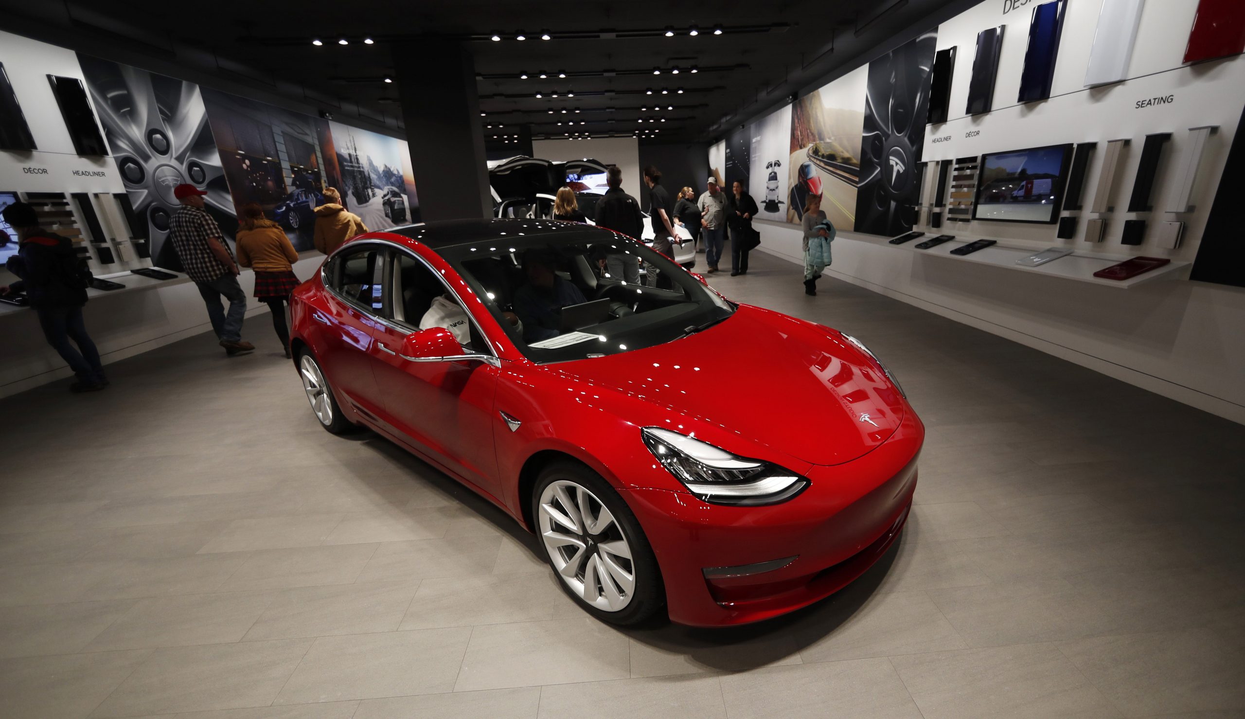 When the winter winds run cold, electric vehicles run less