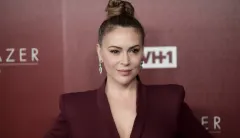 Alyssa Milano calls on women to withhold sex from men in protest of Georgia abortion law