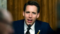 Hawley presses Anthropic CEO over Google stake and influence