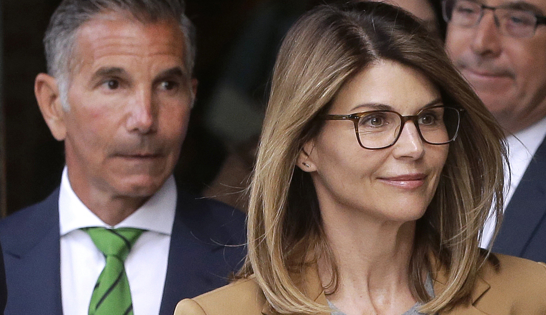 Lori Loughlin pleads not guilty in college admissions scandal