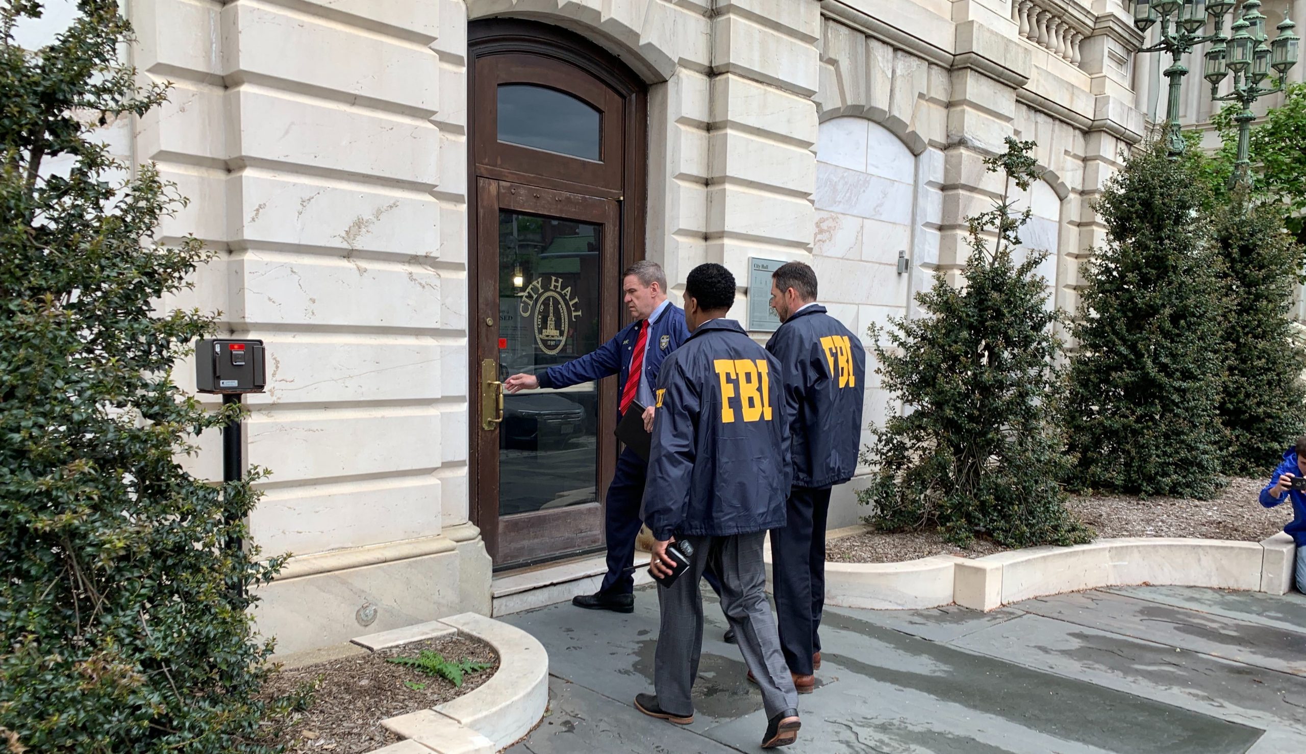 Feds raid Baltimore mayor’s home and city hall