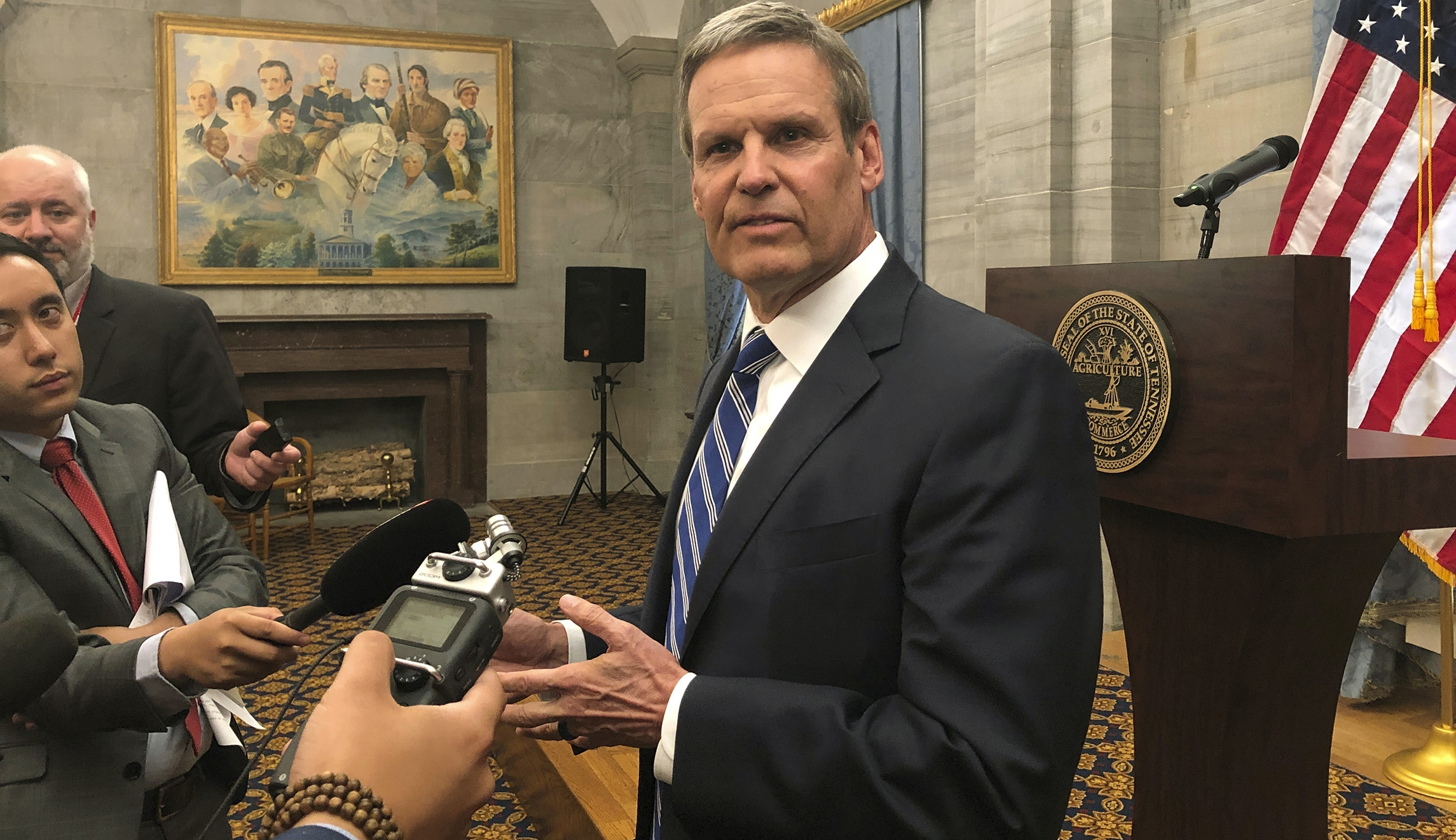 Bill Lee in quarantine after security detail tests positive for COVID-19