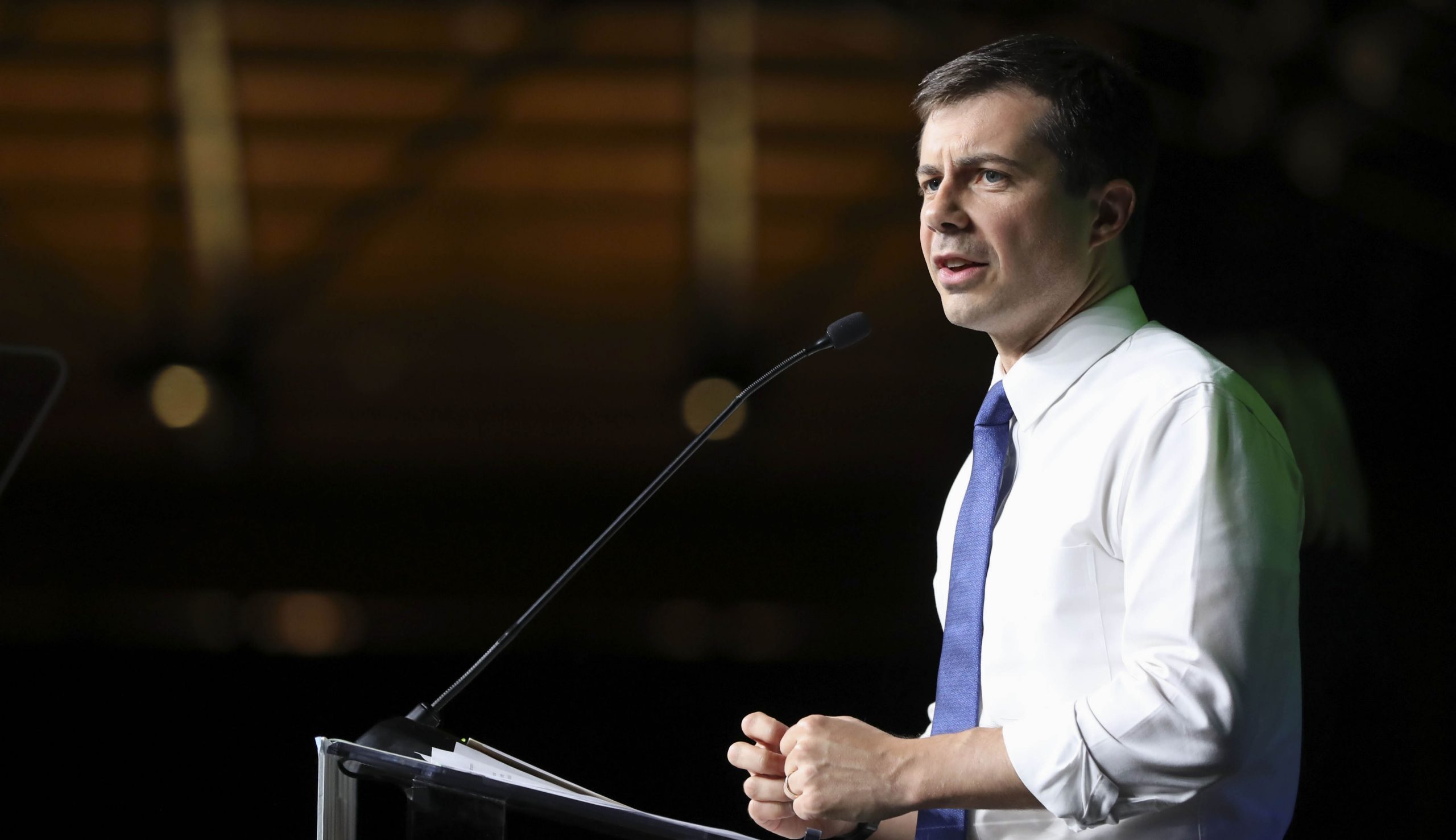 Buttigieg taking campaign leave after South Bend officer kills black man