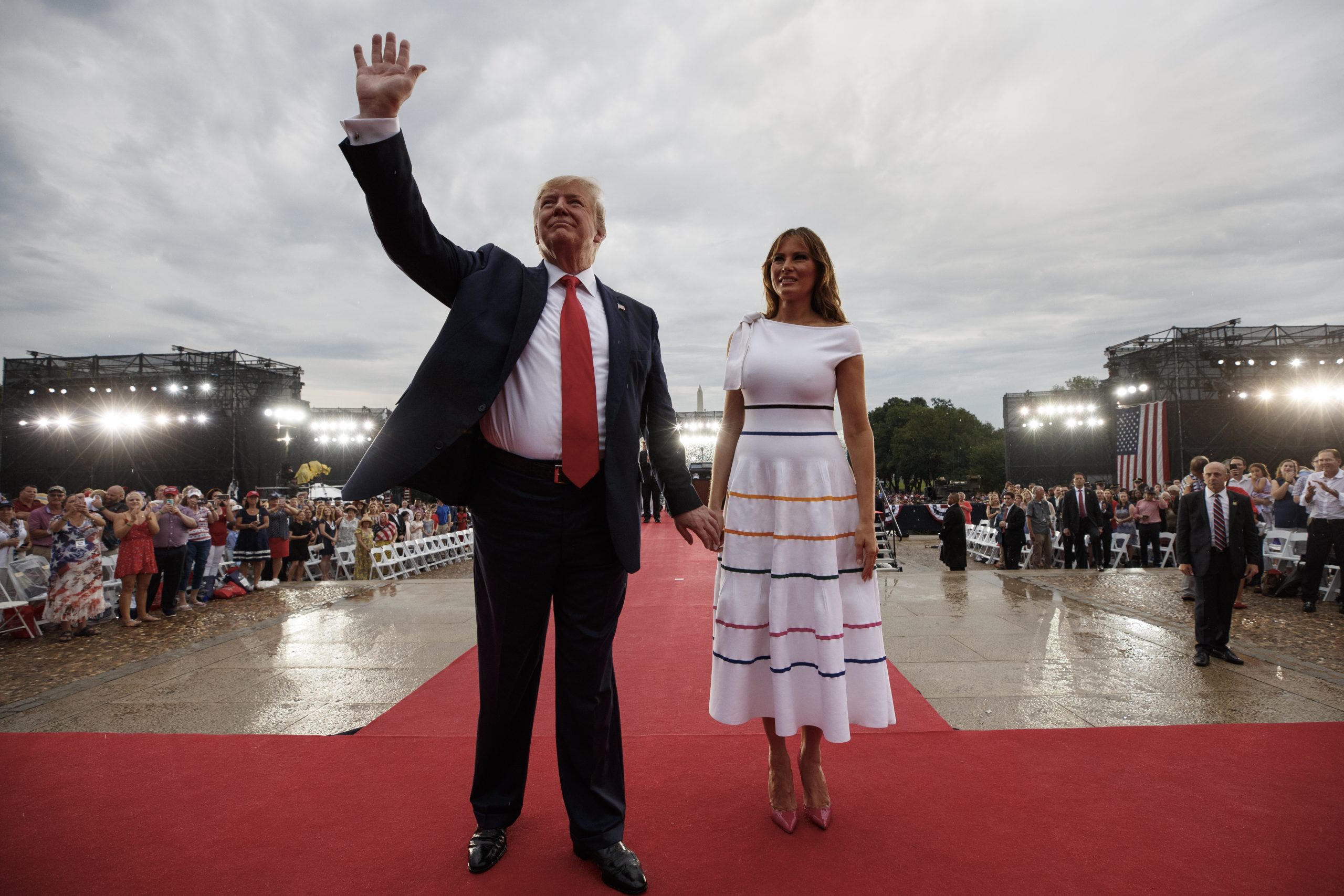 CNN guest criticizes ‘USA chant’ on the Mall as ‘symbolic’ of a Trump rally
