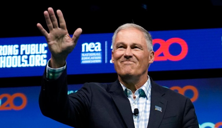 Democratic presidential candidate Washington Governor Jay Inslee speaks.