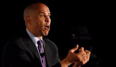 Cory Booker calls for leadership willing to ‘stand up’ to NRA after deadly El Paso shooting