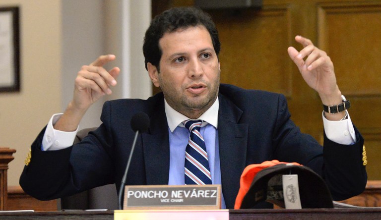 Texas lawmaker faces charges after dropping envelope with four bags of cocaine at airport