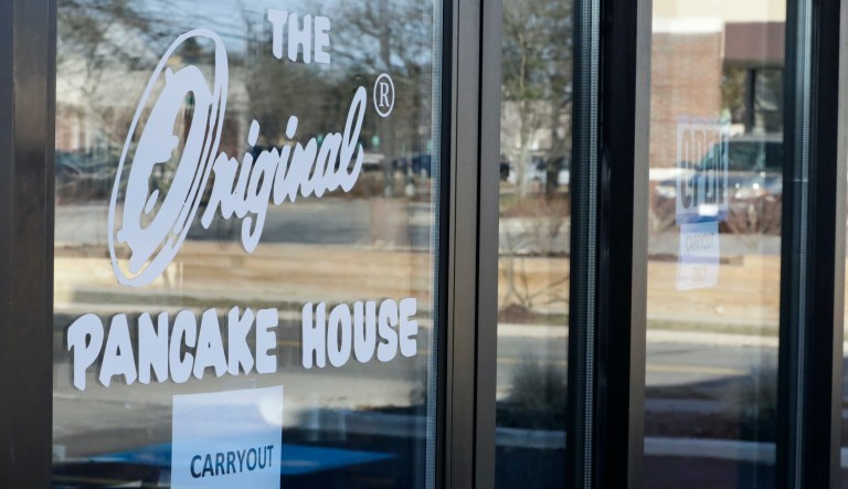 Ohio gives restaurants the green light to resume dining this month