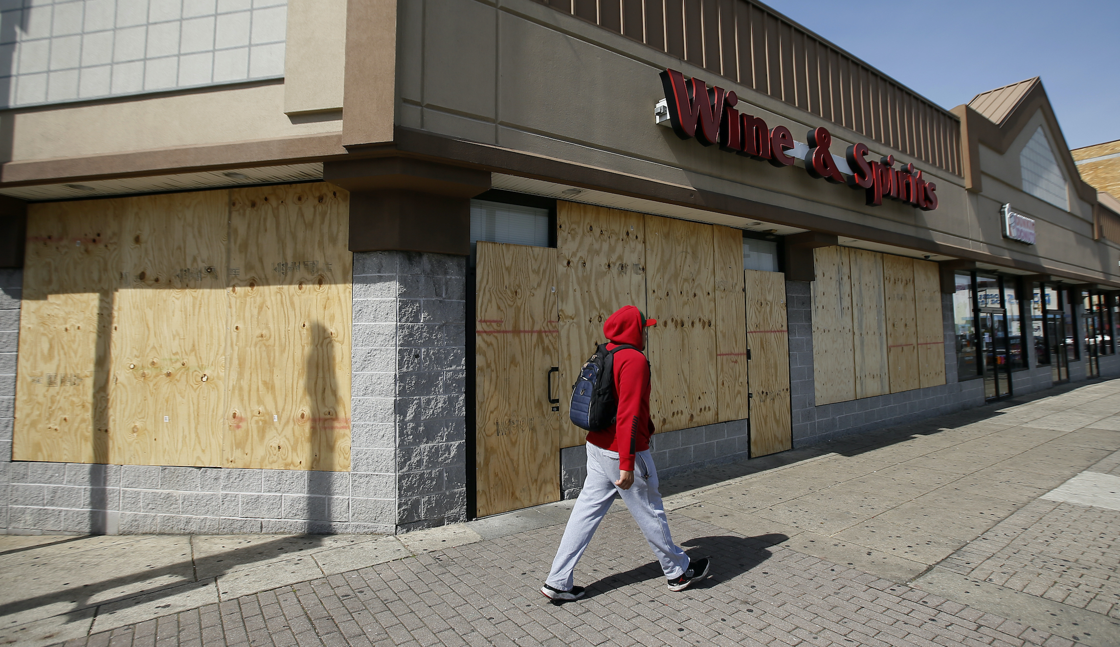 Pennsylvania governor reconsidering liquor store closures