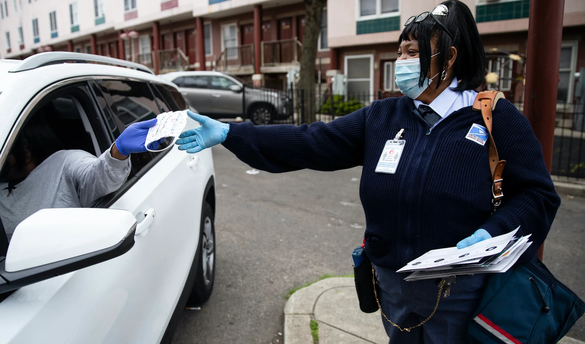 Up to 4,000 postal workers may have coronavirus