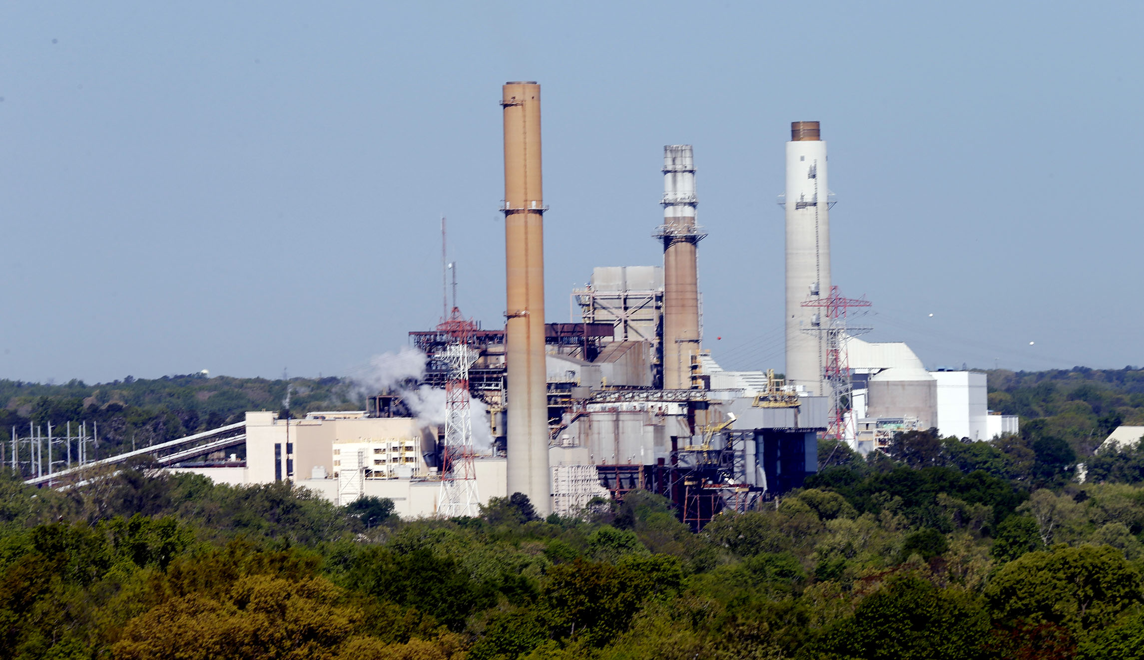 Moody’s urges coal firms not to ignore Paris climate deal