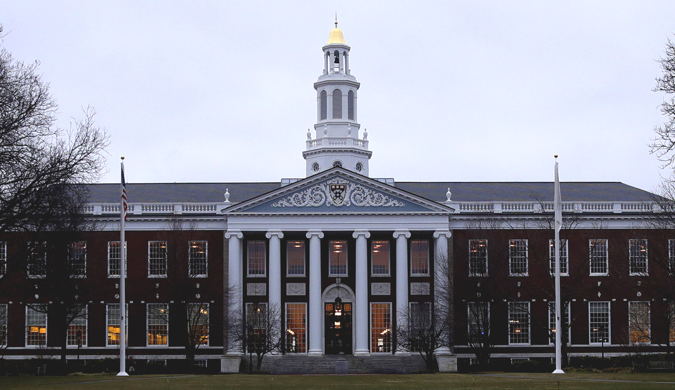 Academia defends Harvard’s allegedly racist admissions policies