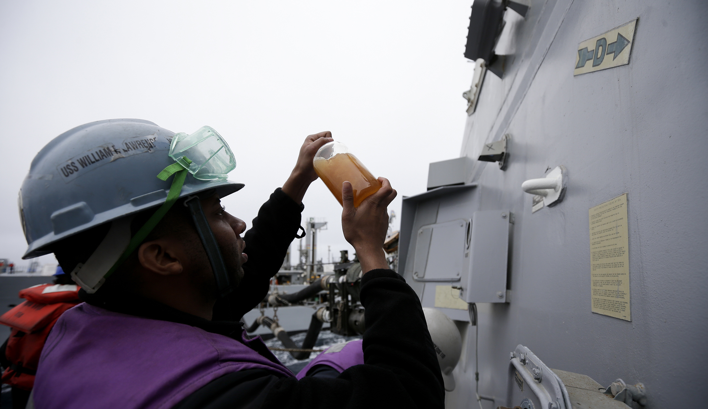 The Pentagon is quietly moving forward on biofuel deals. Republicans want to stop it
