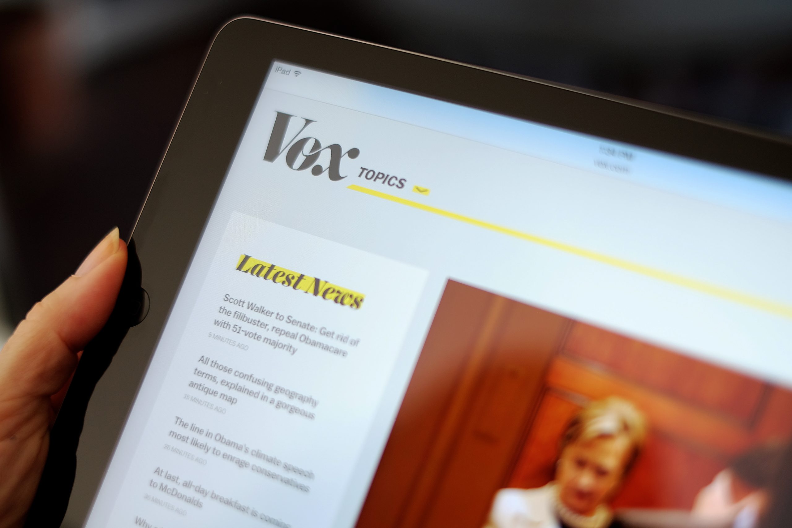 Vox rewrites history to make Barbara Bush-hating professor the victim
