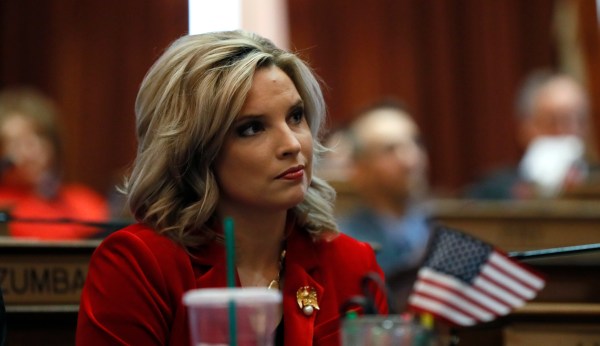 Midterm Memo: Trump is the center of gravity for Iowa Republicans