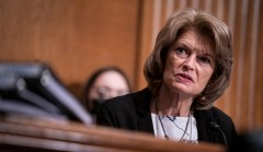 Murkowski takes the lead over conservative foe in Alaska Senate race