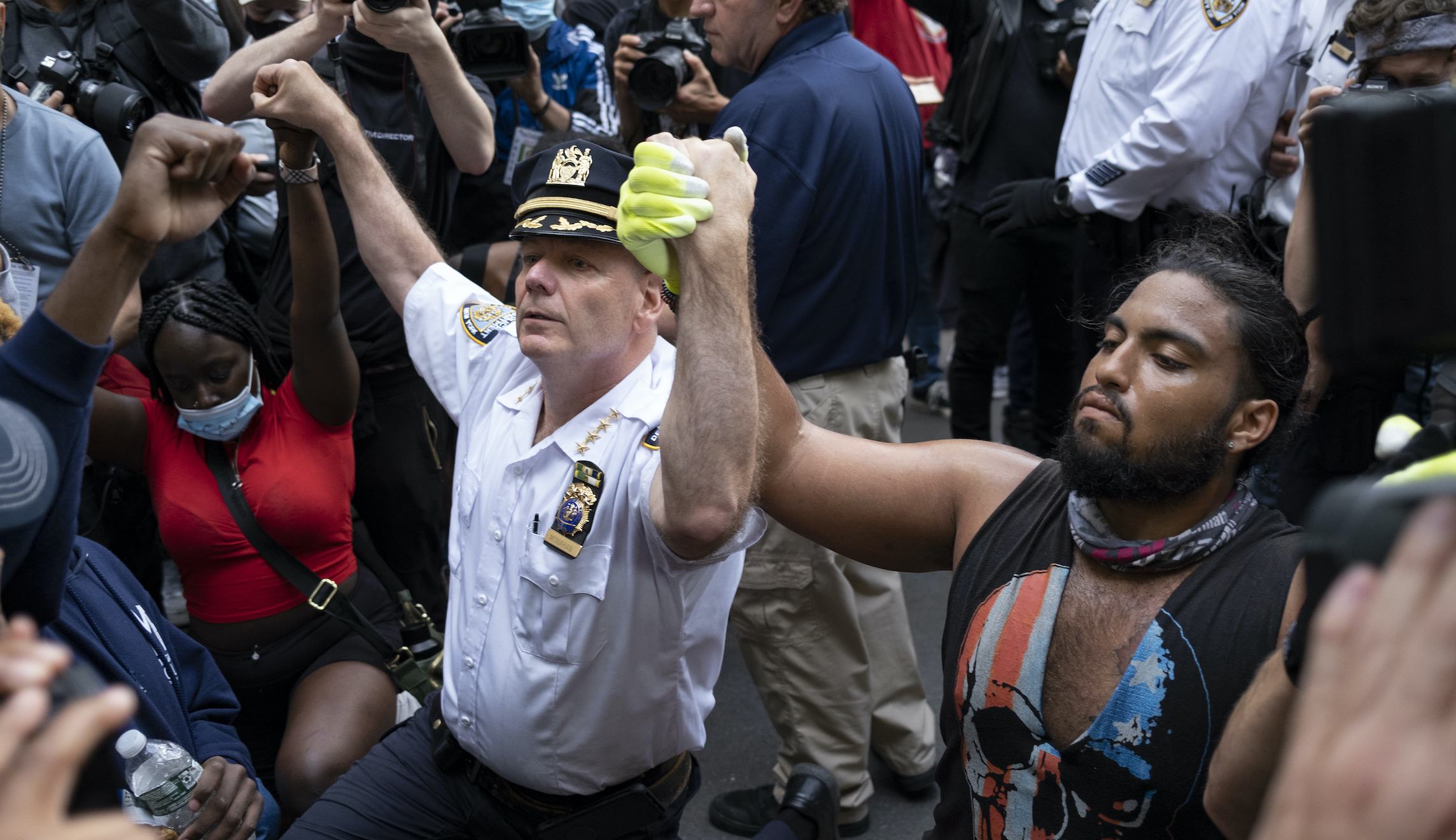 New York Mayor Bill de Blasio blames crime surge on boredom and unemployment