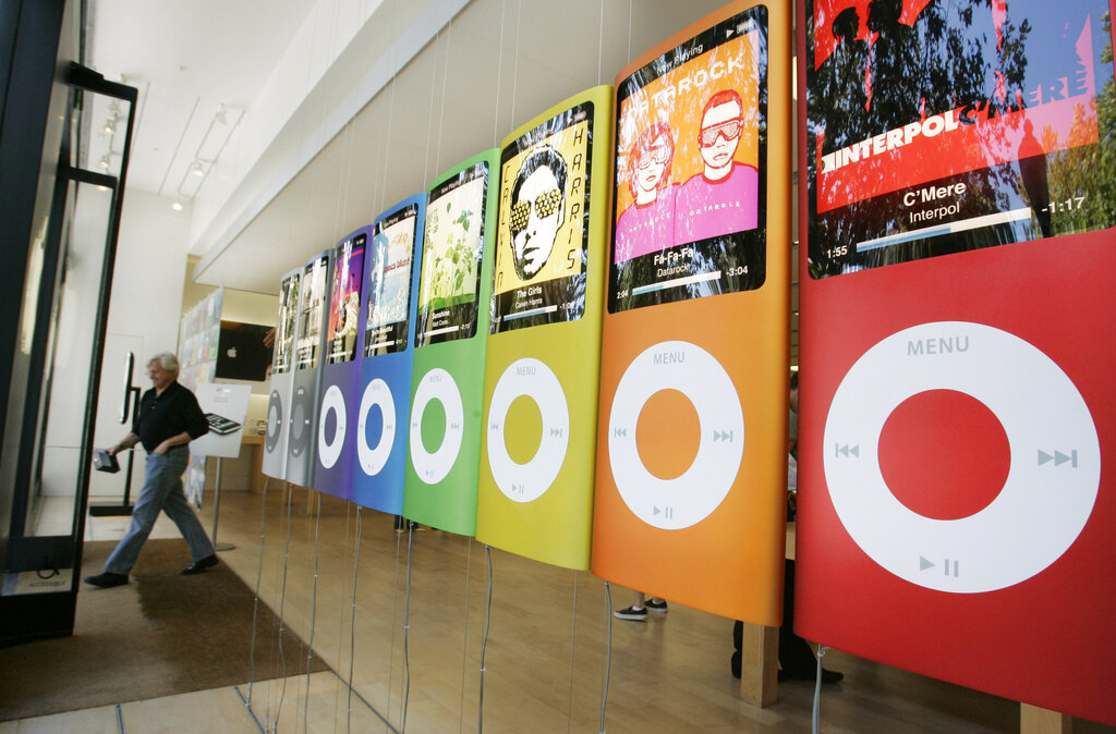 iGone: Apple discontinues production of the iPod after 20 years