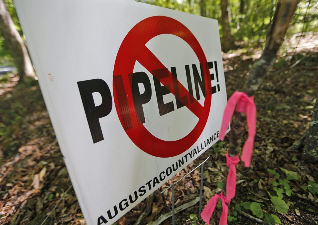 FERC dials back implementation of new green pipeline policies