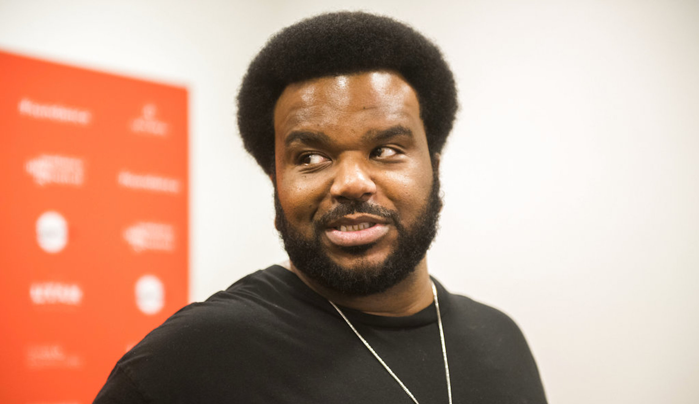 Craig Robinson evacuates venue, cancels performance after gunman opens fire