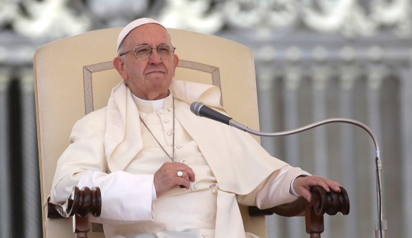 Pope Francis speaks out against Trump zero tolerance policy