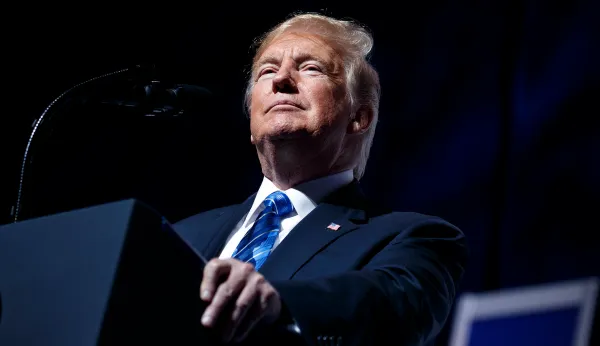 Trump jokingly questions if alleged Chinese hackers of Clinton’s emails were actually Russian