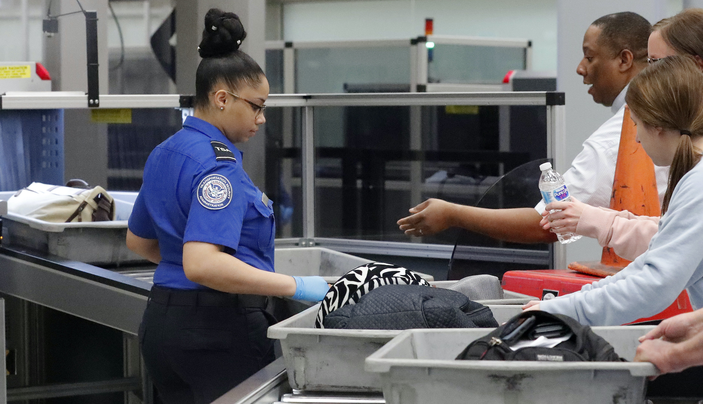 Paging airline passengers: You left $926,030.44 in cash at TSA checkpoints