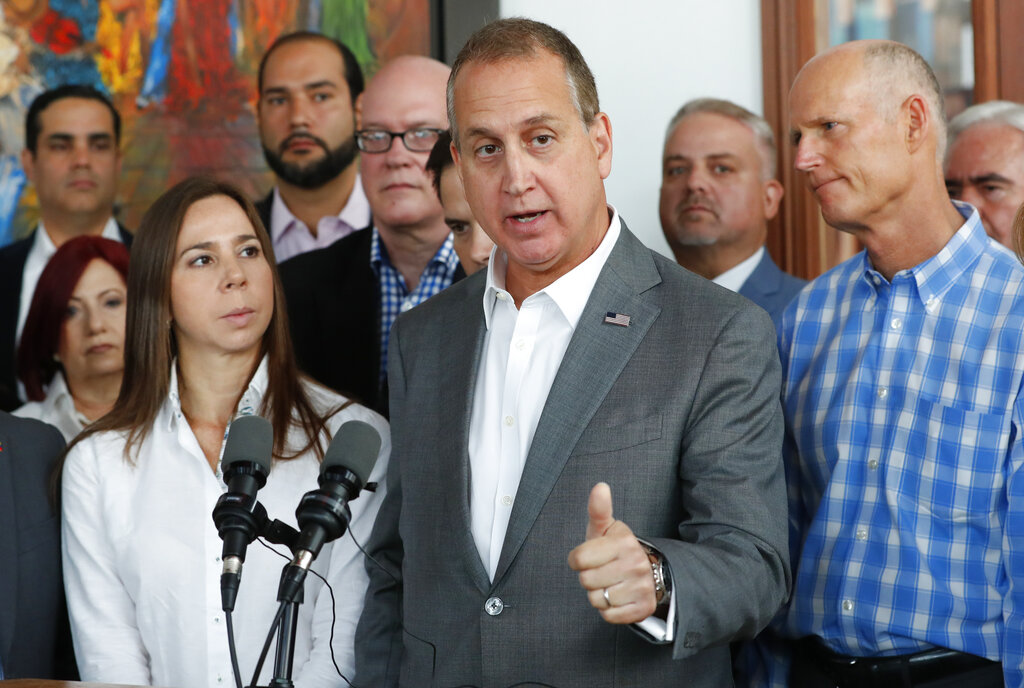 Republicans eye gains with Latino voters in November