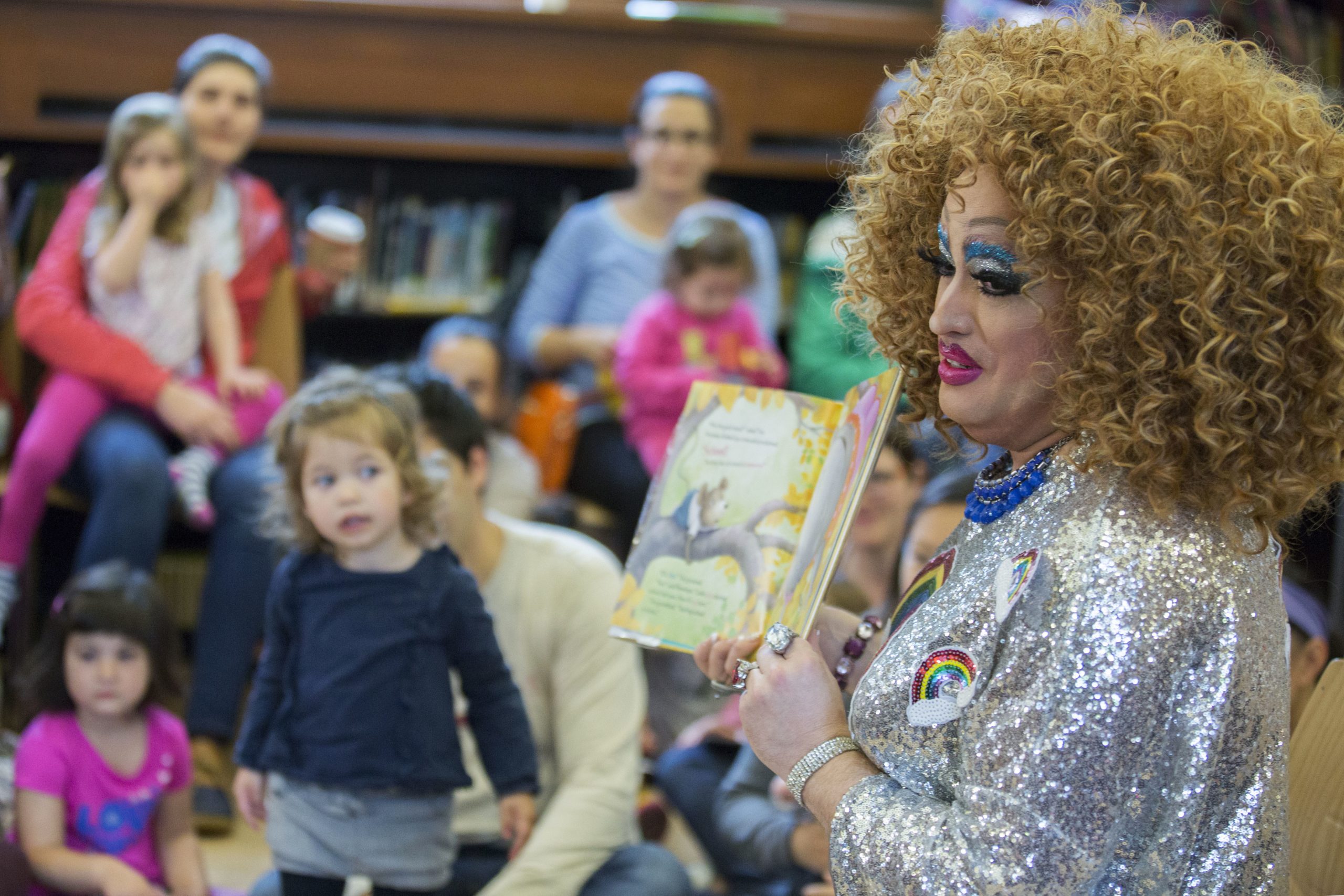 Lutheran church offers drag queen prayer time to children