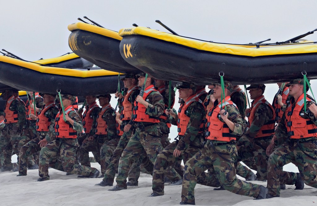 First commanding officer of Seal Team 6 dies on Christmas